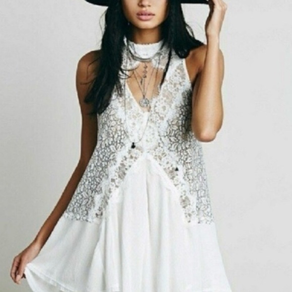 FREE PEOPLE Tell Tale Heart White Lace Tunic Dress Skater Swing Size Medium Boho - Picture 2 of 14